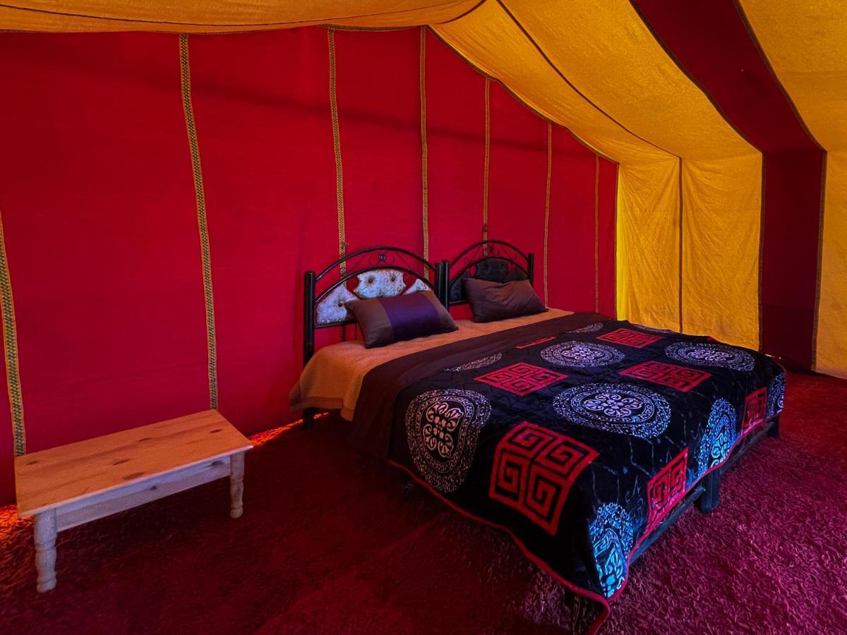 Bivouac Les Nomades Foum Zguid Exterior foto