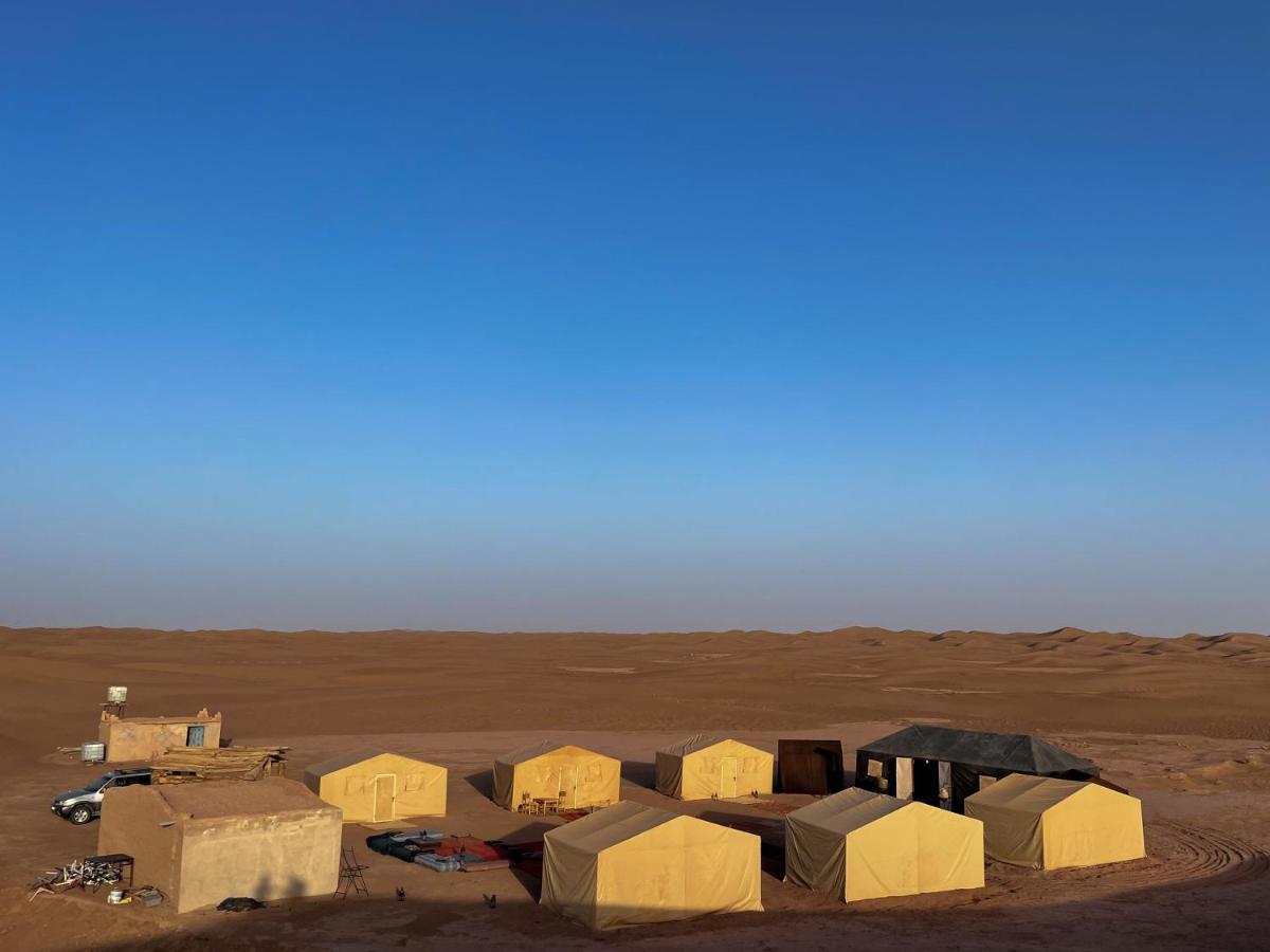 Bivouac Les Nomades Foum Zguid Exterior foto