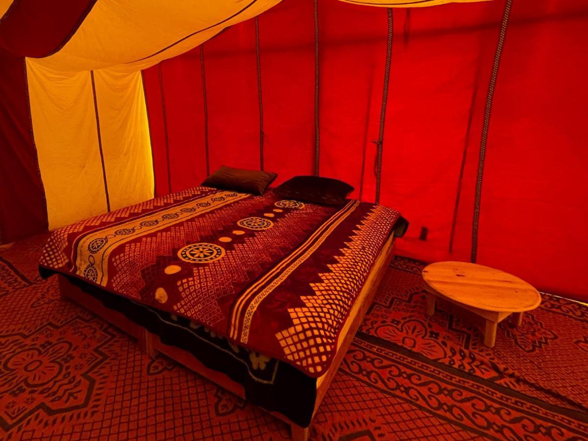Bivouac Les Nomades Foum Zguid Exterior foto