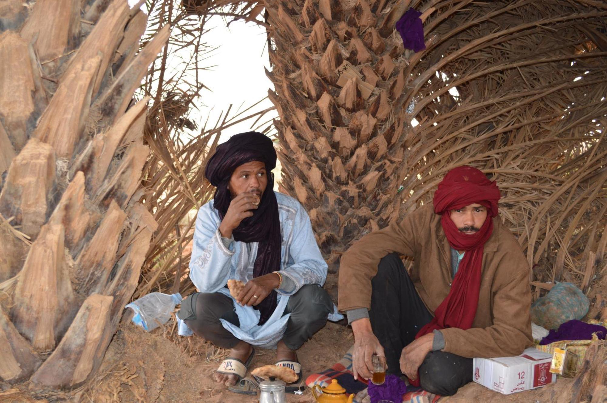 Bivouac Les Nomades Foum Zguid Exterior foto